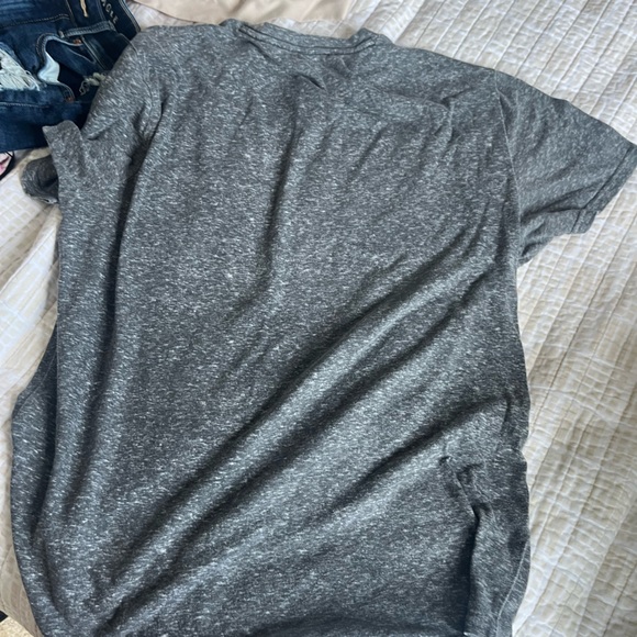 Holister comfy bedtime shirt size M - Picture 2 of 2